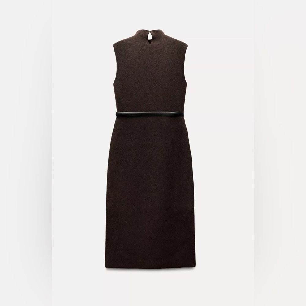 Belted long knit dress - Picture 10 of 10